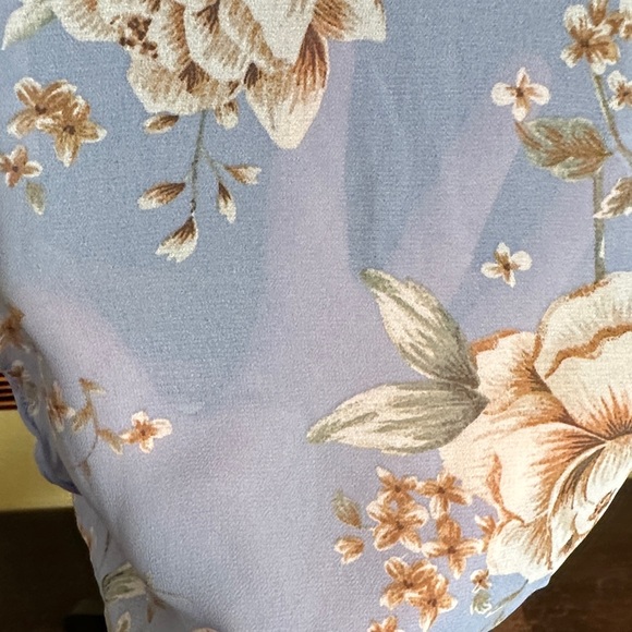 Reitmans Floral Ruffled Top - Picture 3 of 8